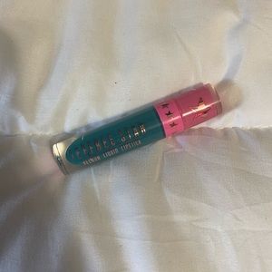 Jeffree Star lipstick